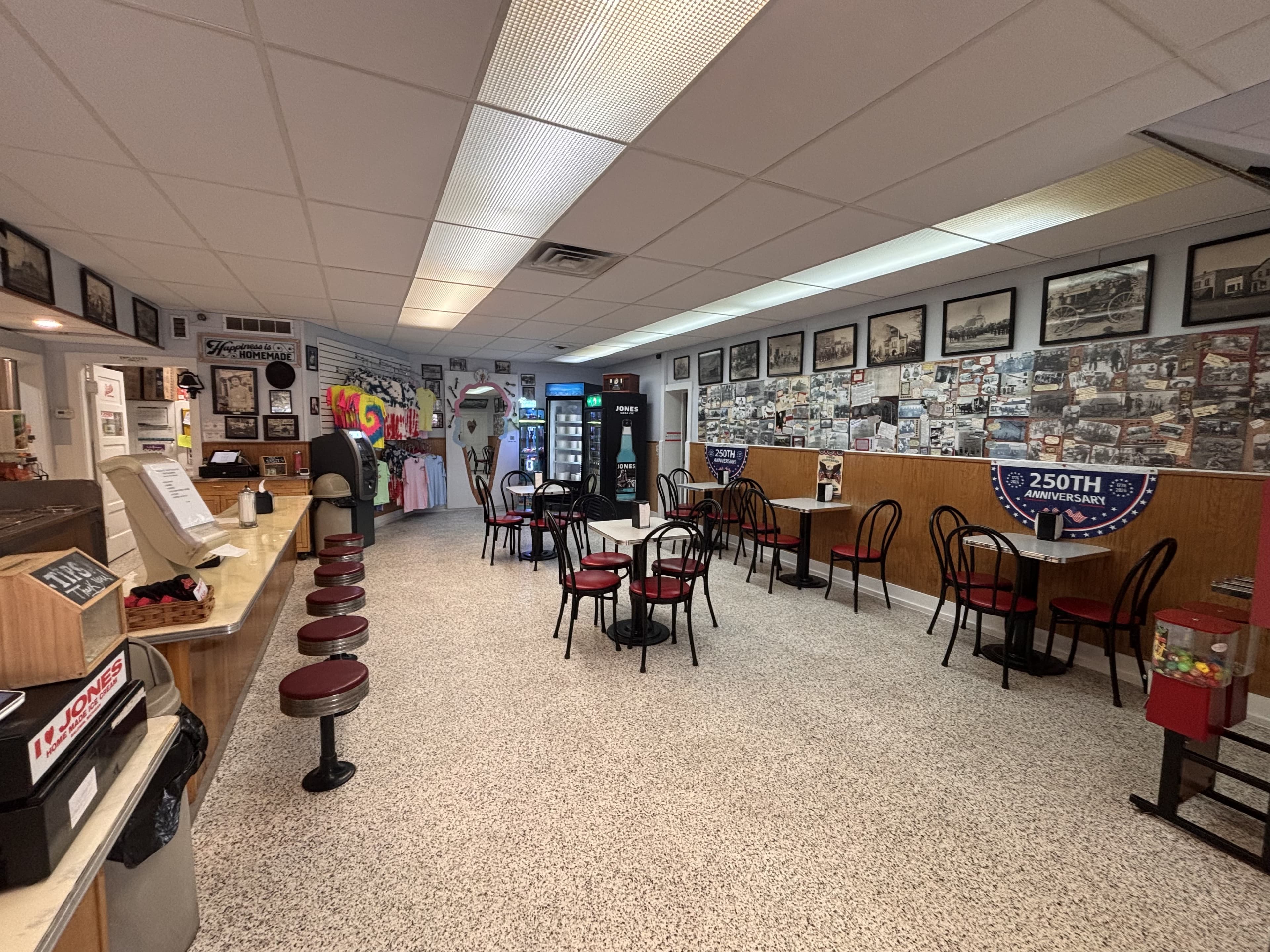 The Tavern Dining Area